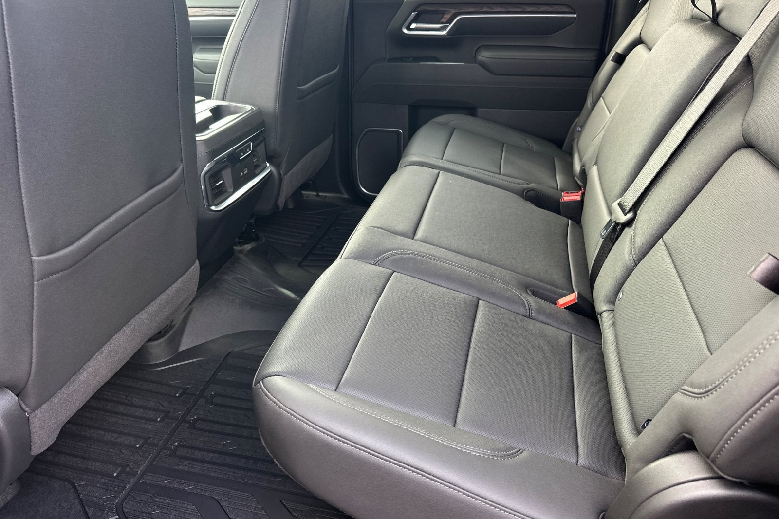 2026 GMC Sierra 2500HD SLT