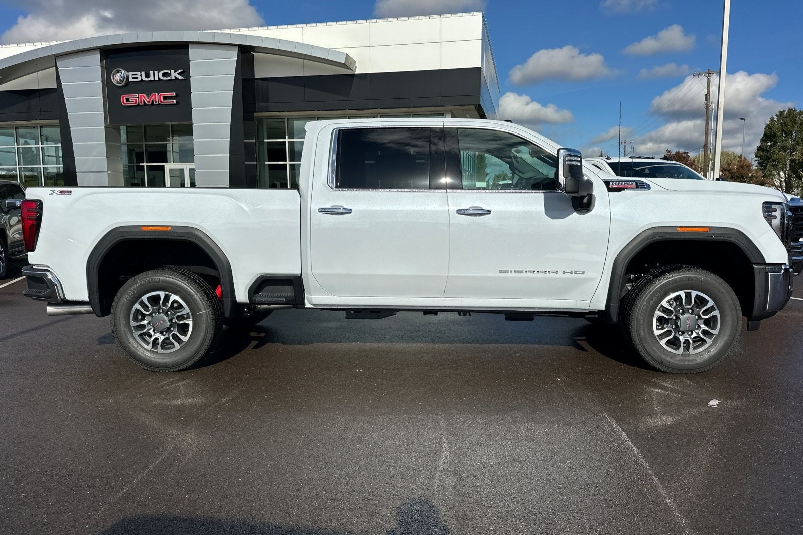 2026 GMC Sierra 2500HD SLT