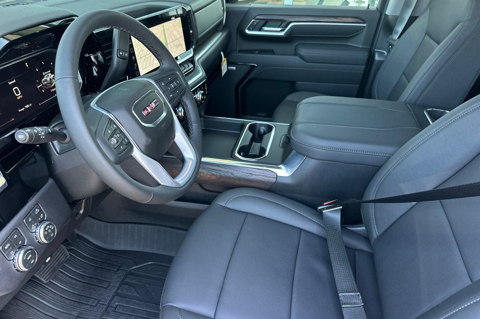 2026 GMC Sierra 2500HD SLT