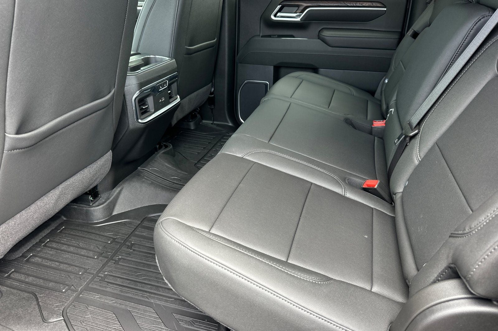 2026 GMC Sierra 2500HD SLT