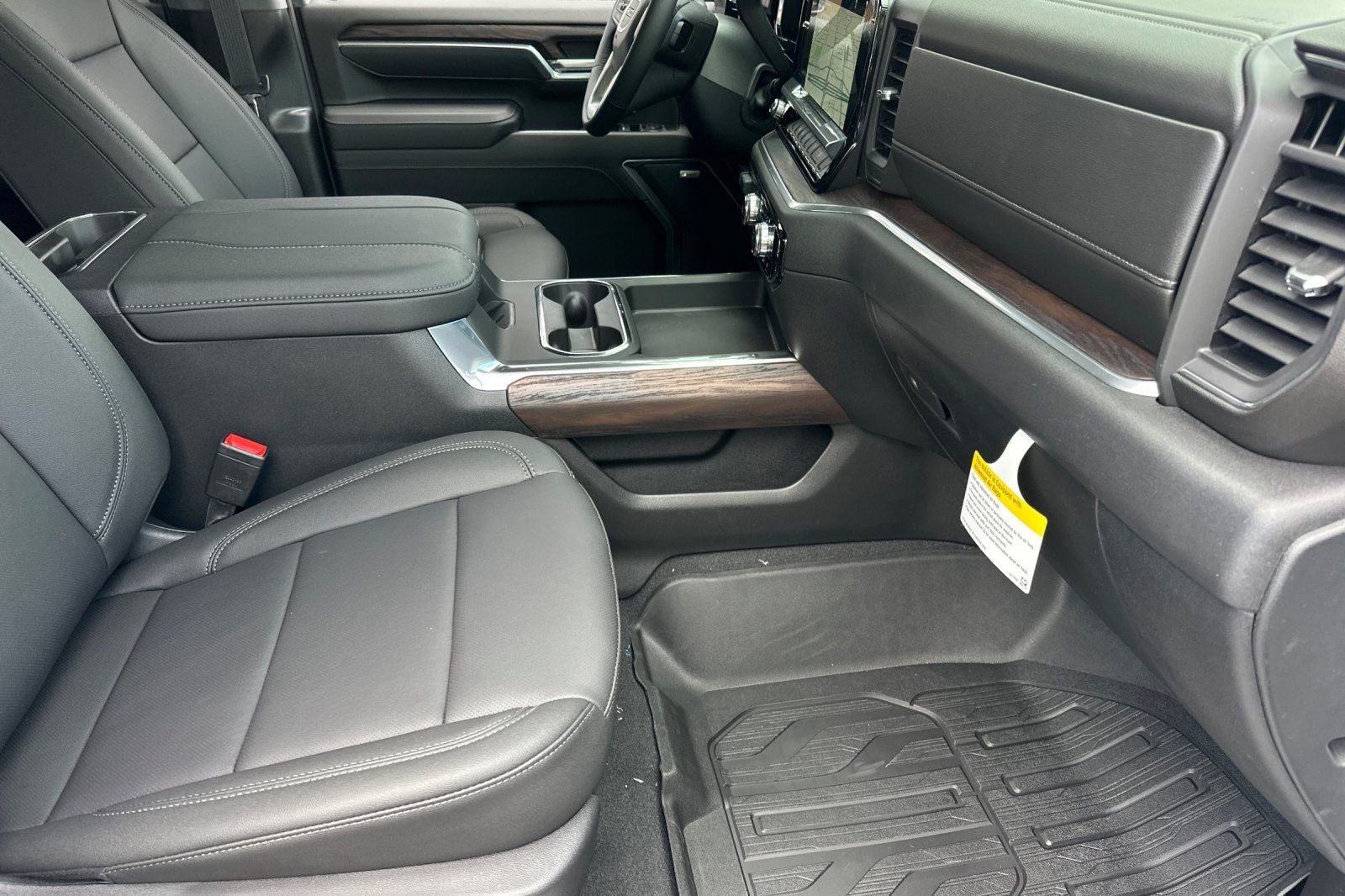 2026 GMC Sierra 2500HD SLT
