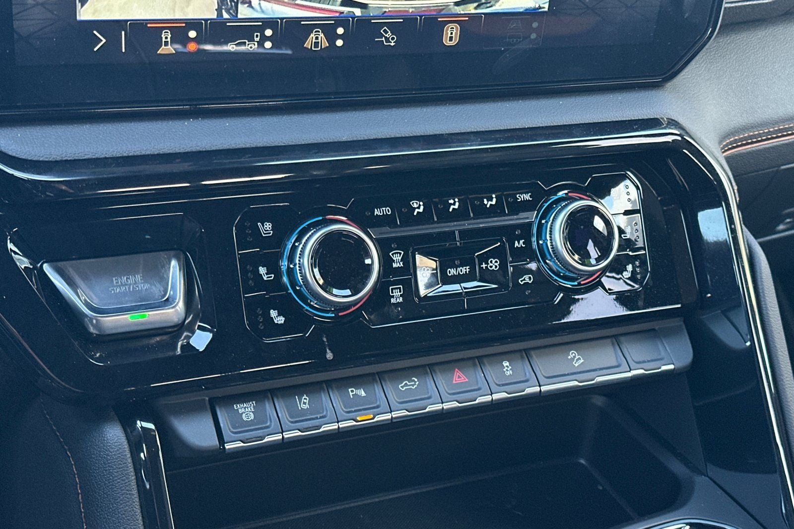 2026 GMC Sierra 2500HD AT4