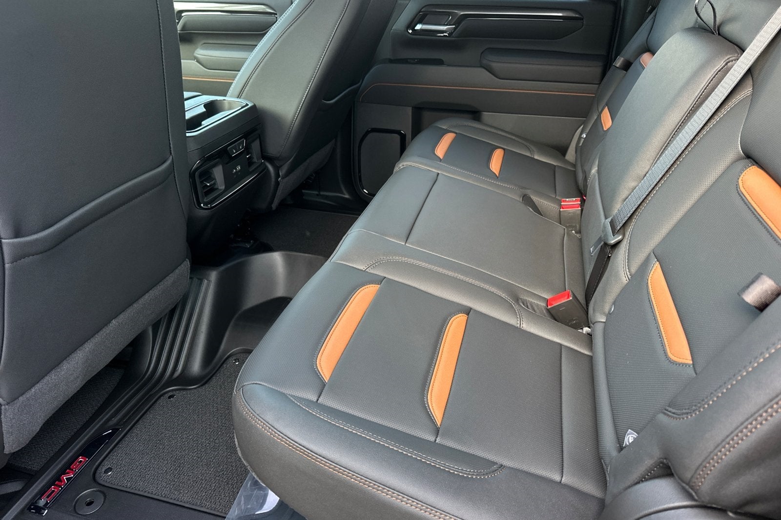 2026 GMC Sierra 2500HD AT4