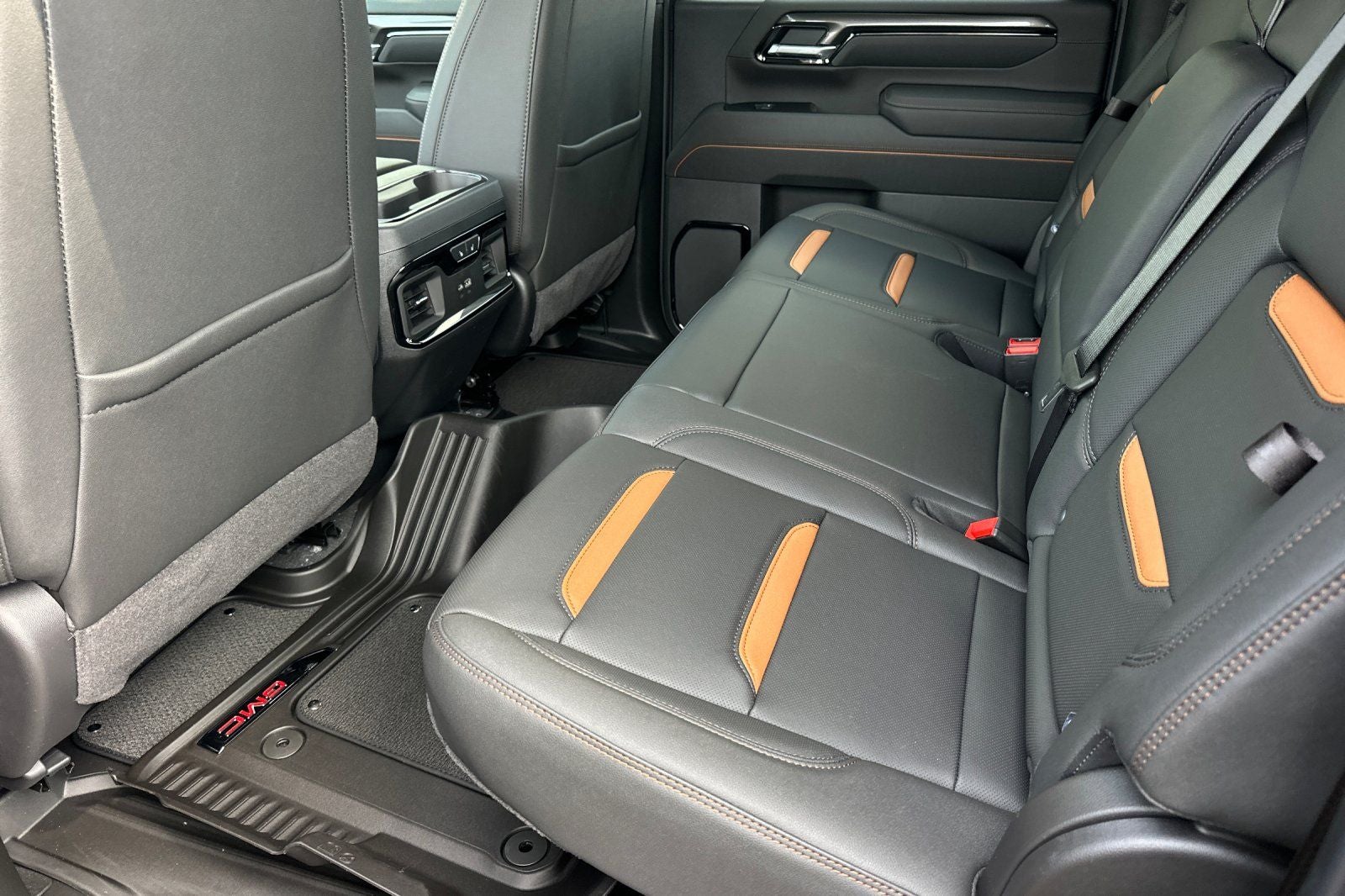 2026 GMC Sierra 2500HD AT4
