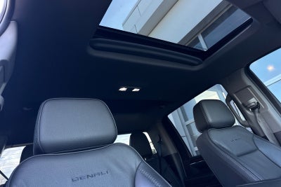 2025 GMC Sierra 2500HD Denali