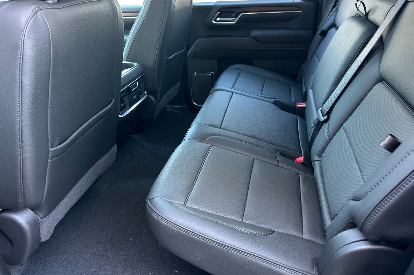 2026 GMC Sierra 2500HD Denali