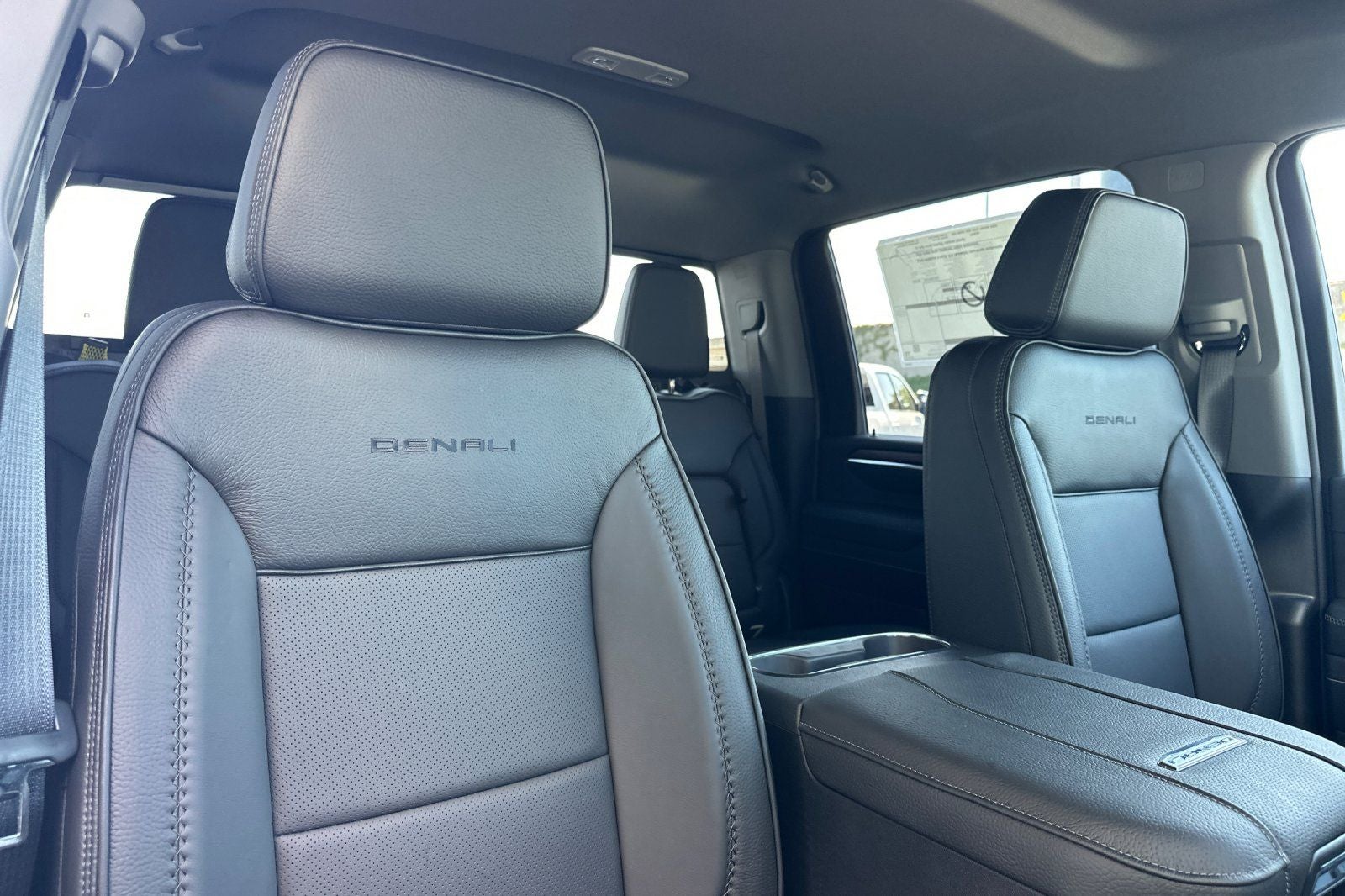 2026 GMC Sierra 2500HD Denali