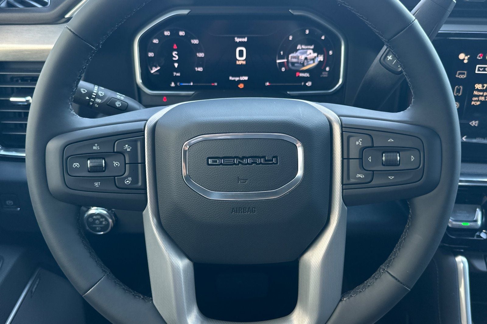 2026 GMC Sierra 2500HD Denali
