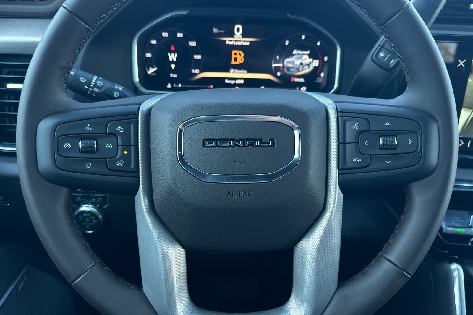 2026 GMC Sierra 2500HD Denali