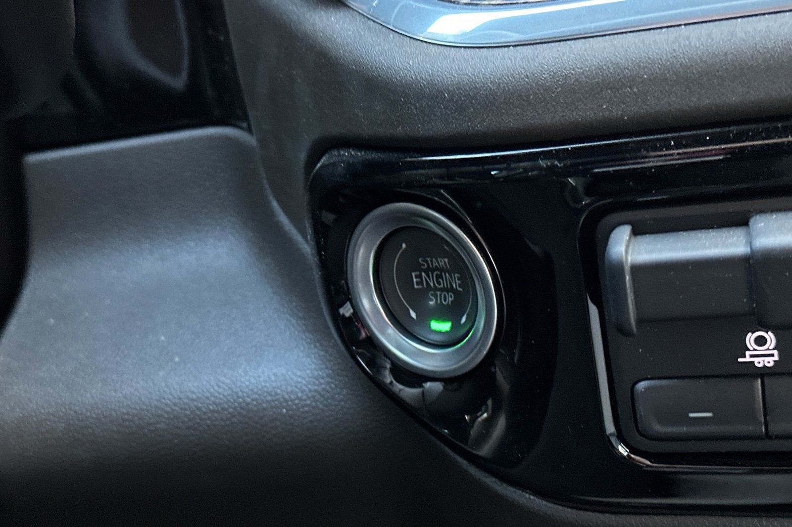 2025 GMC Sierra 3500HD SLE