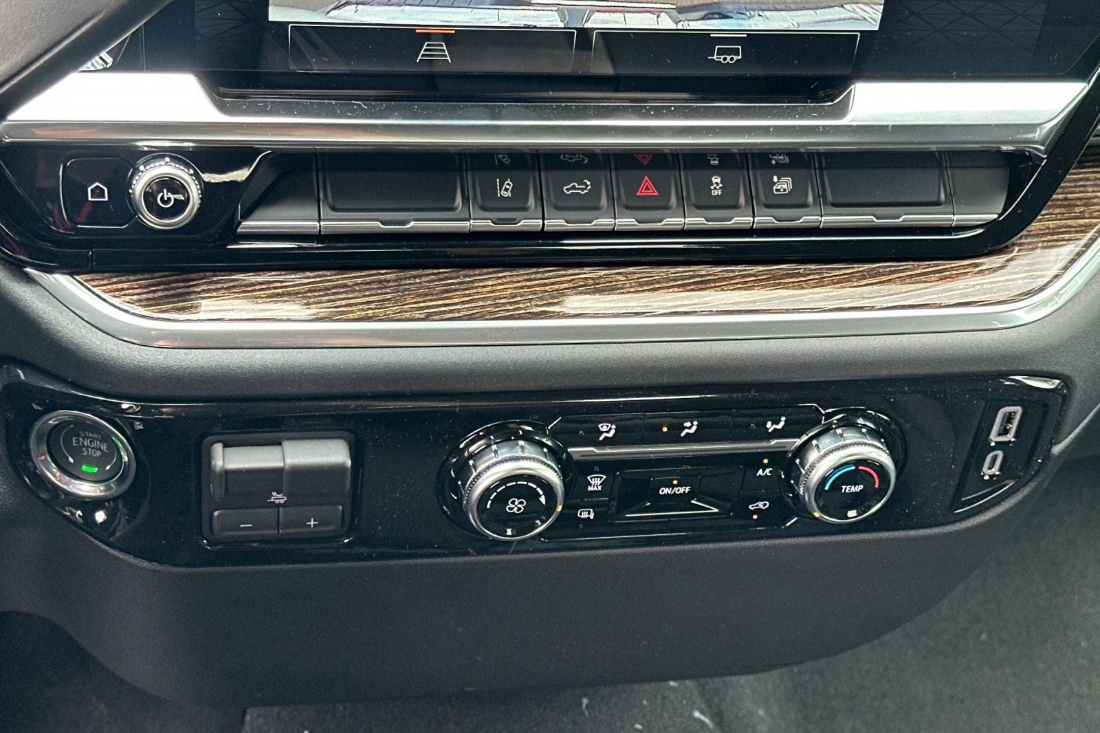 2026 GMC Sierra 2500HD SLE