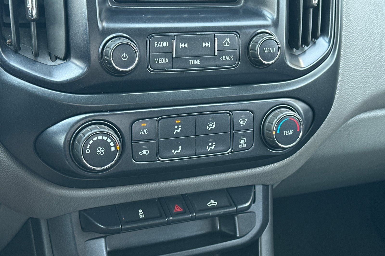 2016 GMC Canyon Base