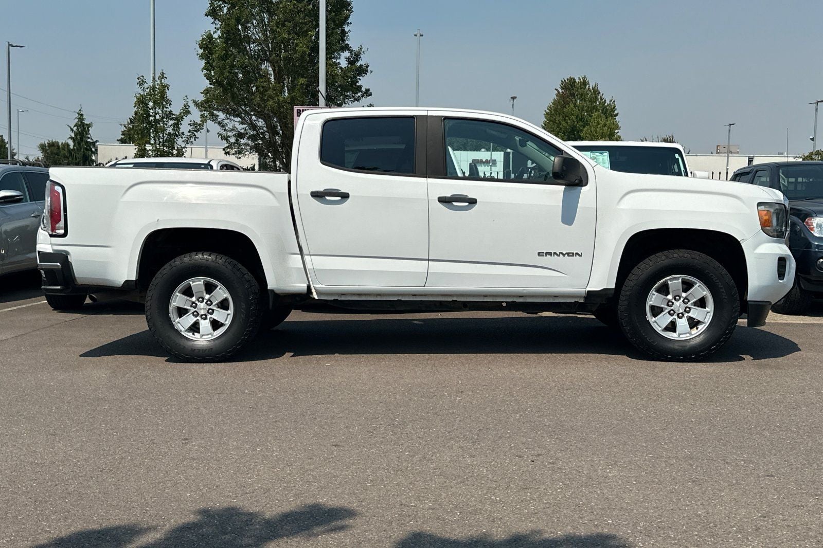 2016 GMC Canyon Base