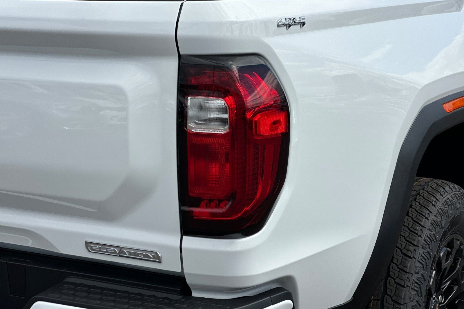 2026 GMC Canyon Elevation