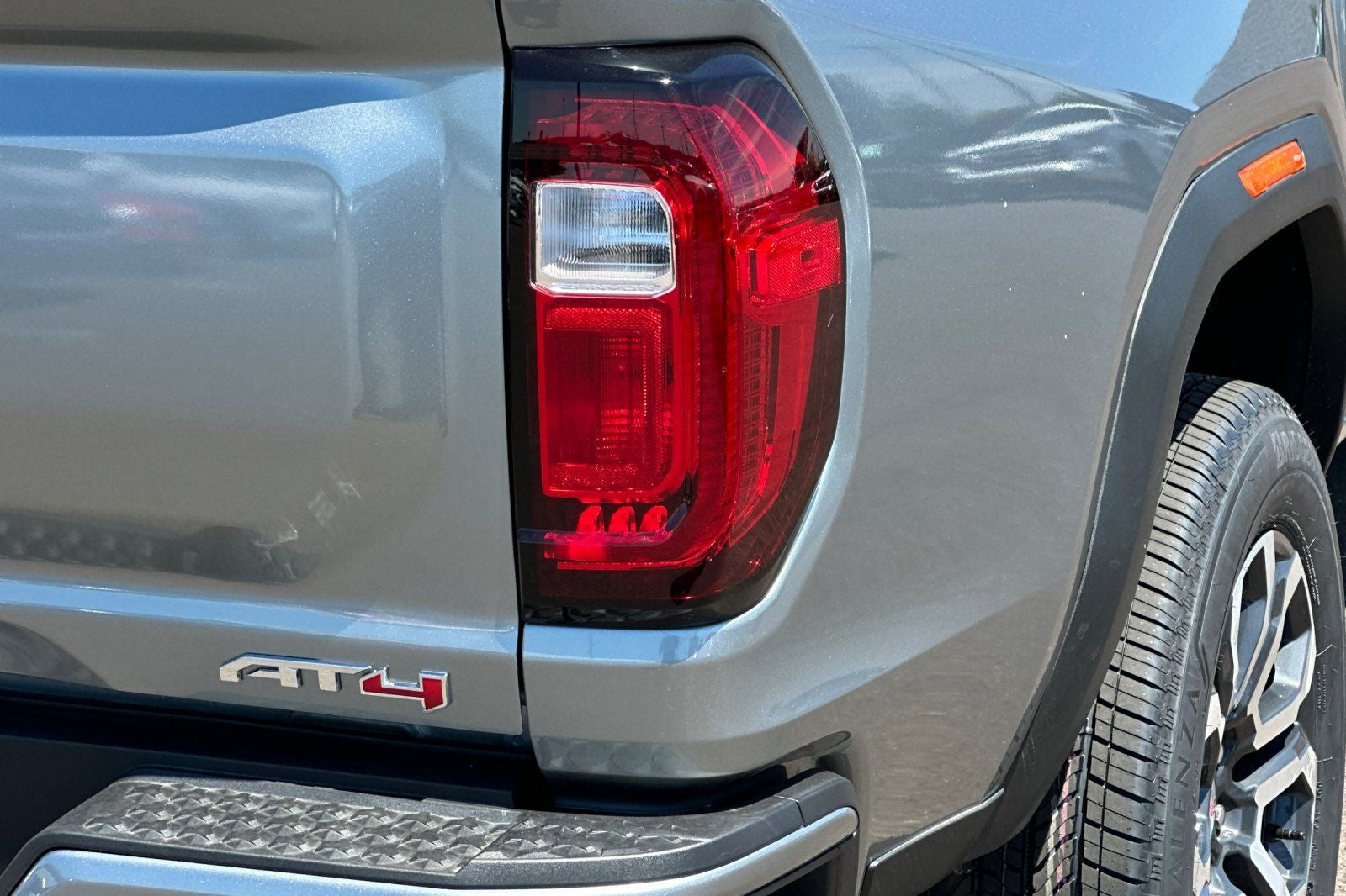 2024 GMC Canyon AT4