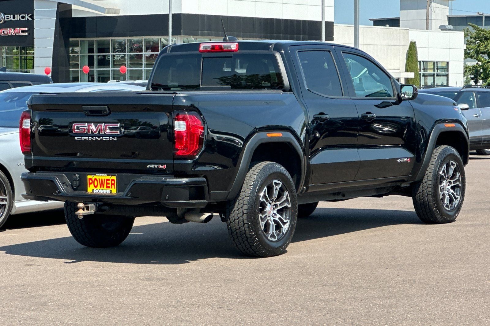 2024 GMC Canyon AT4