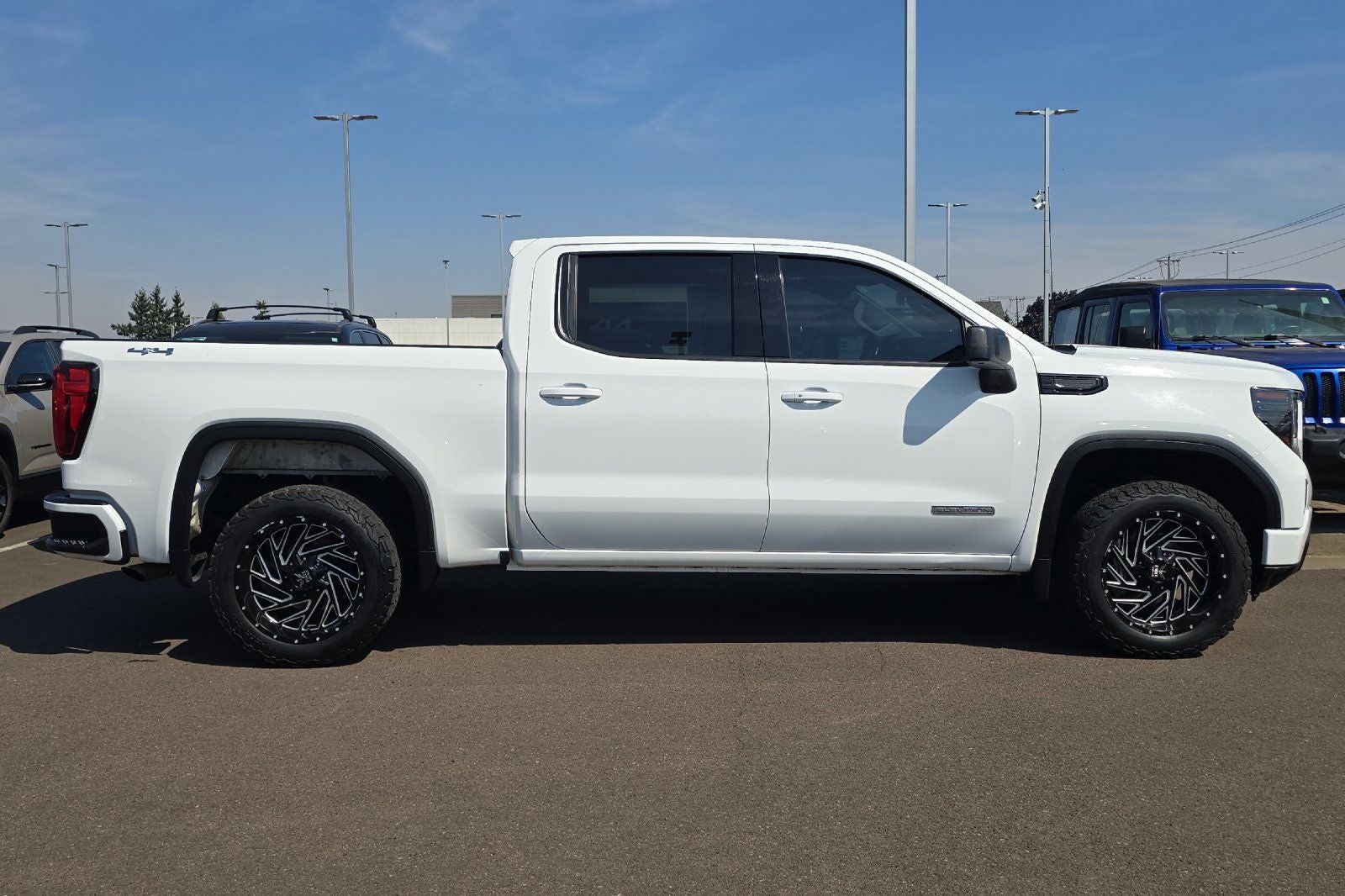 2024 GMC Sierra 1500 Elevation