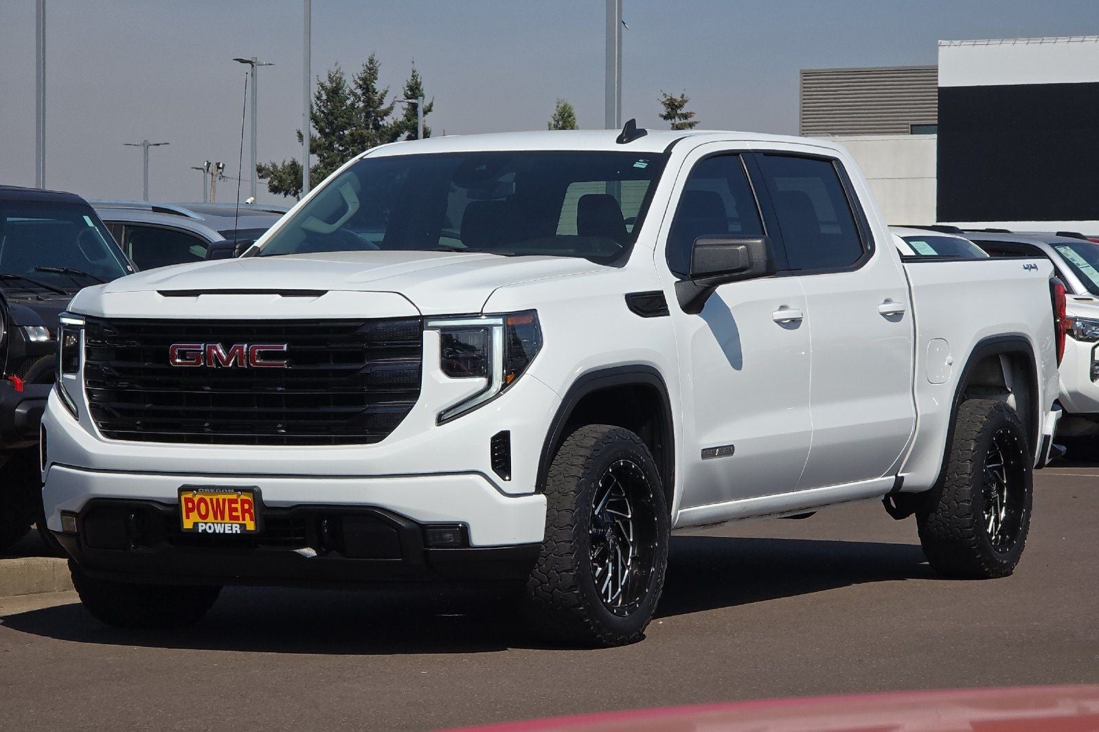 2024 GMC Sierra 1500 Elevation