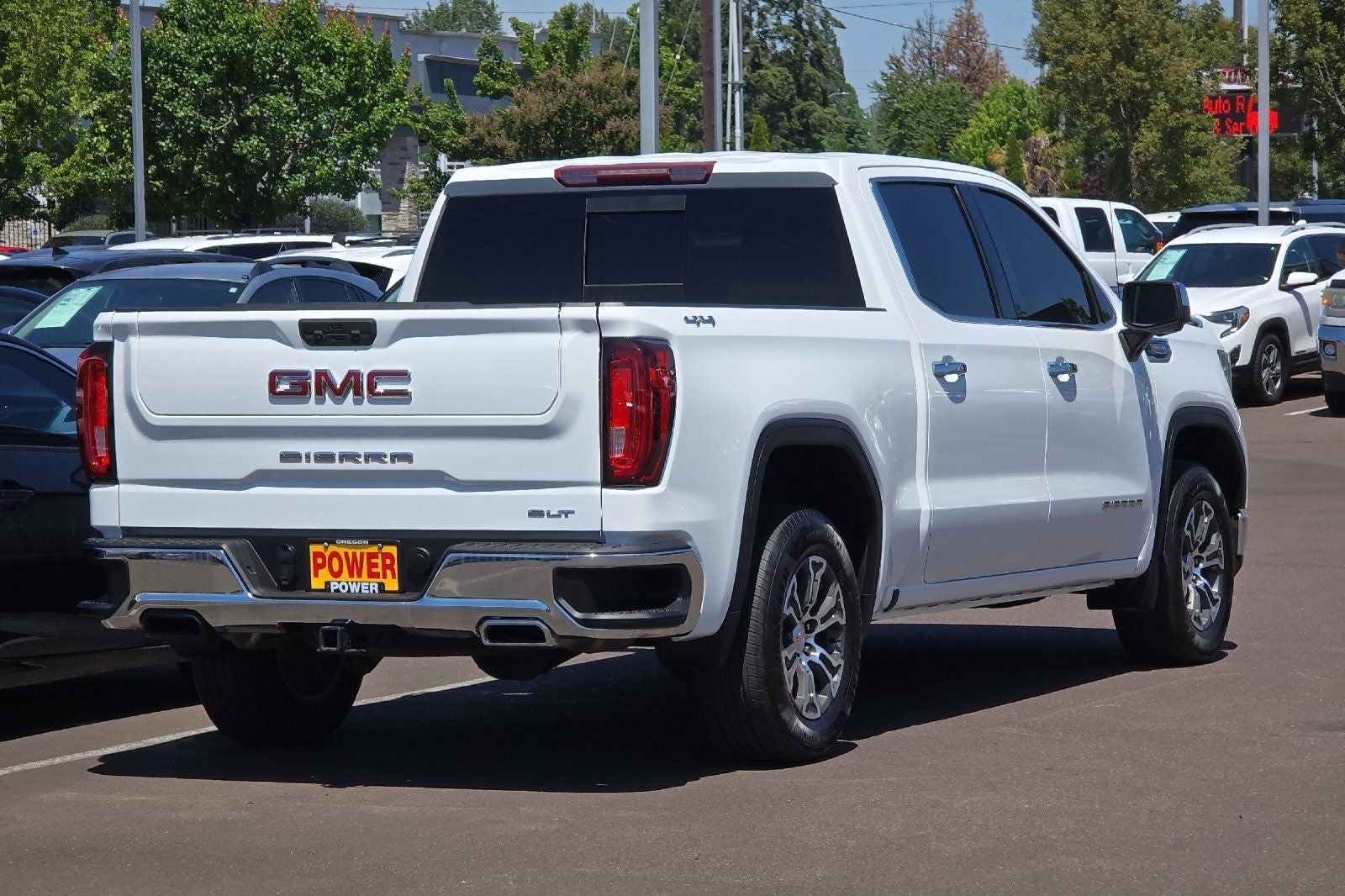 2022 GMC Sierra 1500 SLT