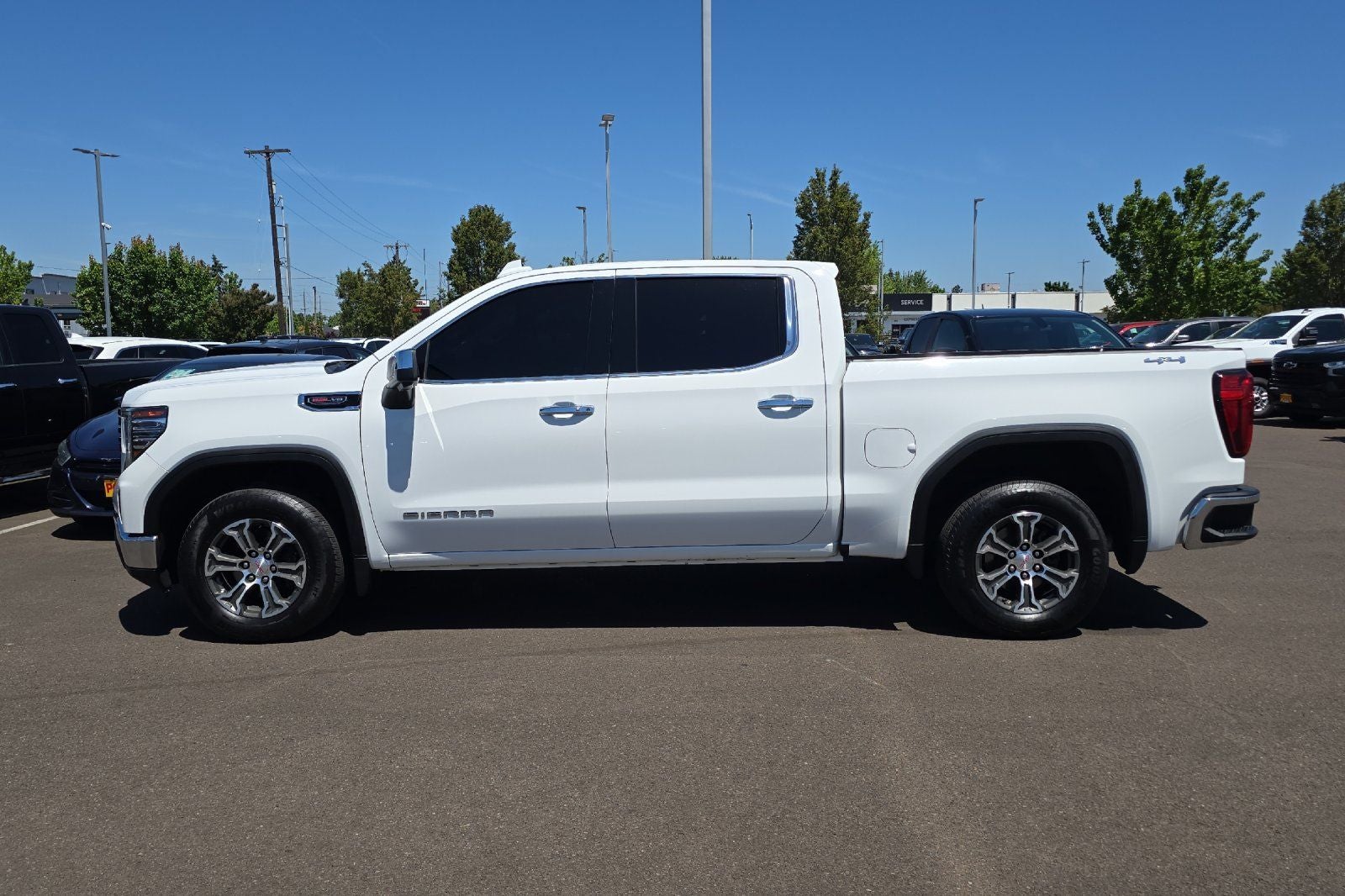 2022 GMC Sierra 1500 SLT