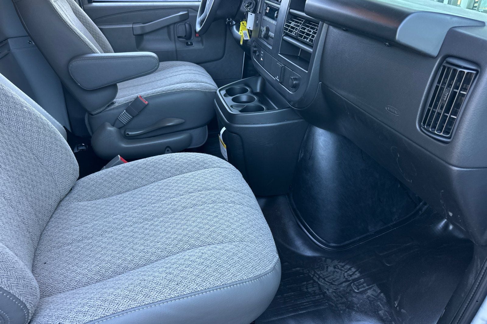 2026 GMC Savana 2500 Work Van