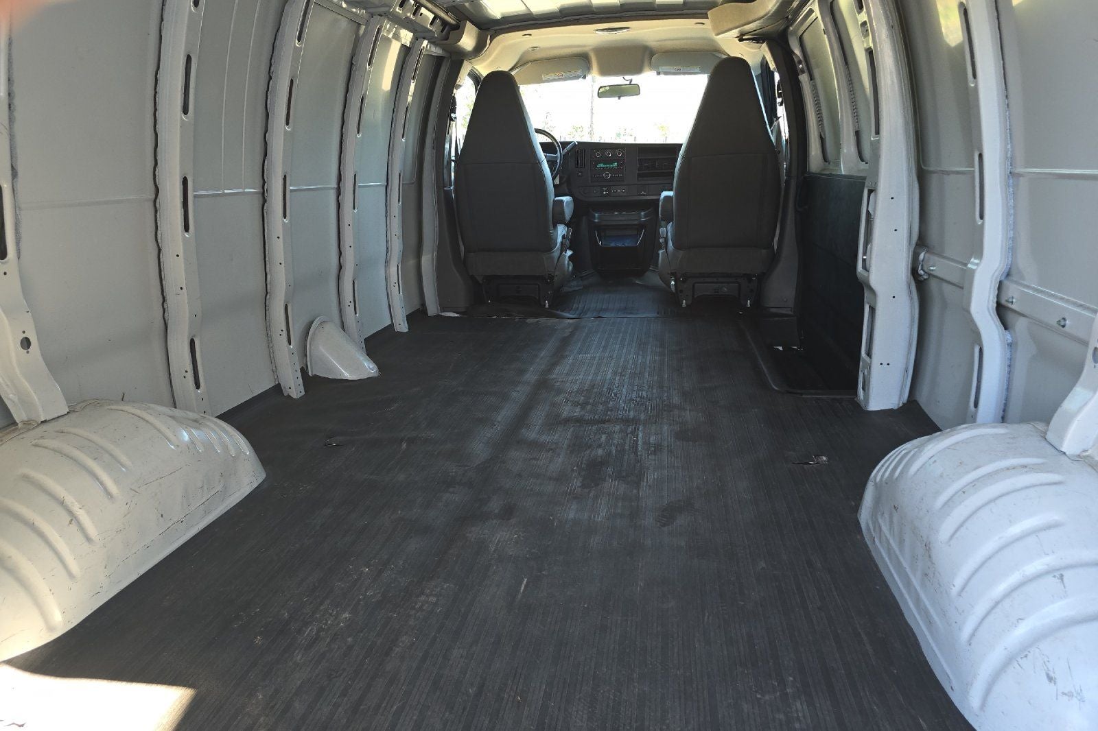 2023 GMC Savana 2500 Work Van
