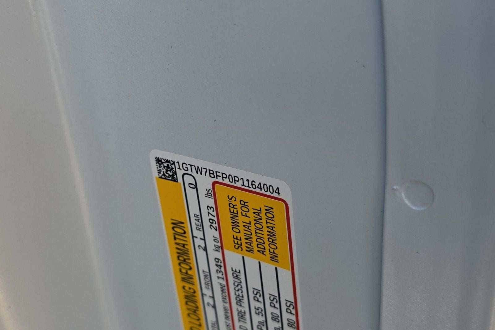 2023 GMC Savana 2500 Work Van