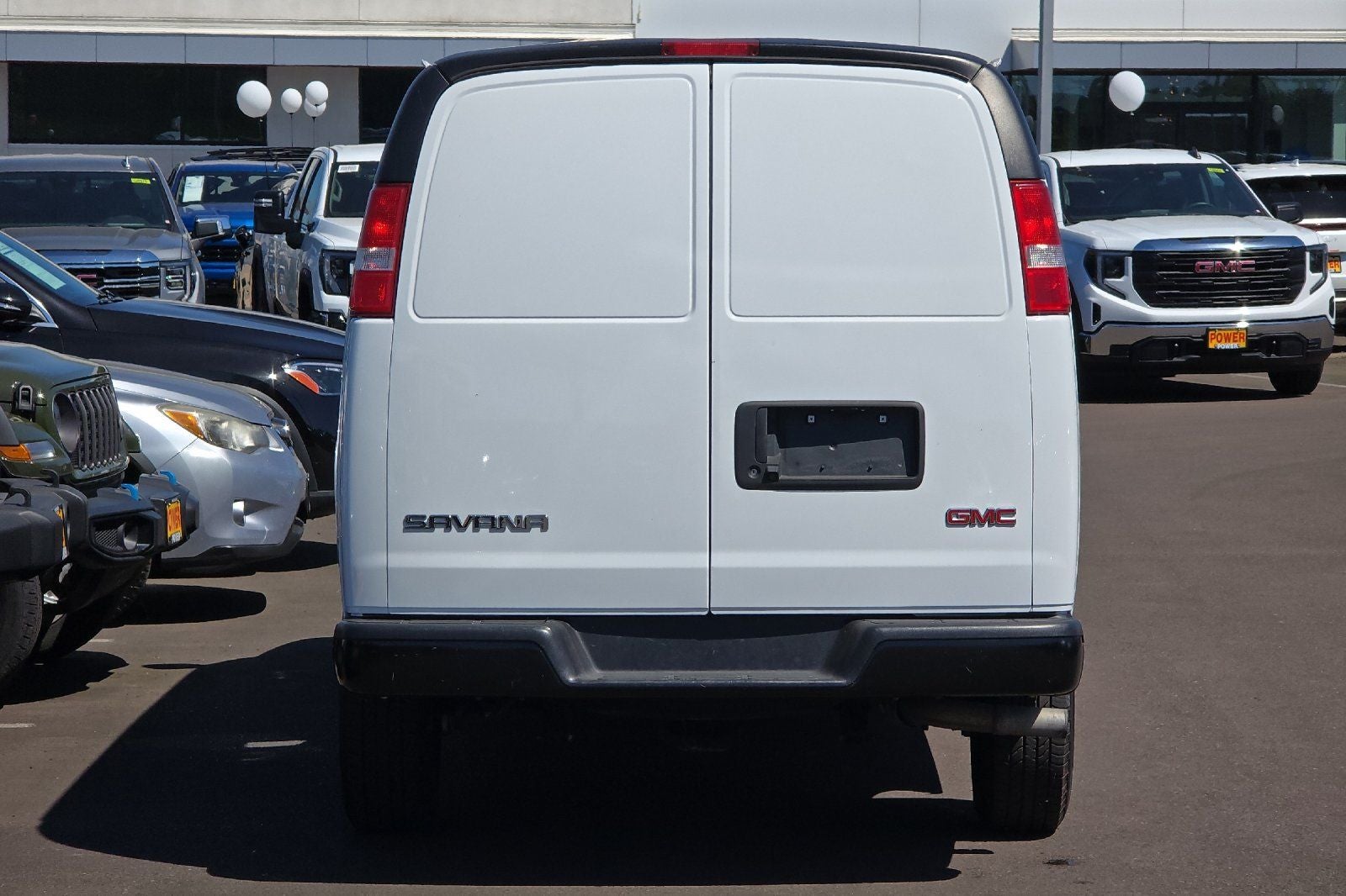 2023 GMC Savana 2500 Work Van