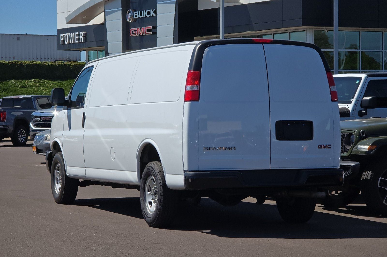 2023 GMC Savana 2500 Work Van
