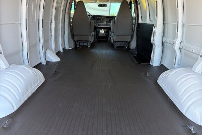 2026 GMC Savana 3500 Work Van