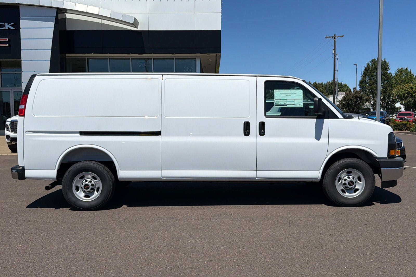 2026 GMC Savana 3500 Work Van