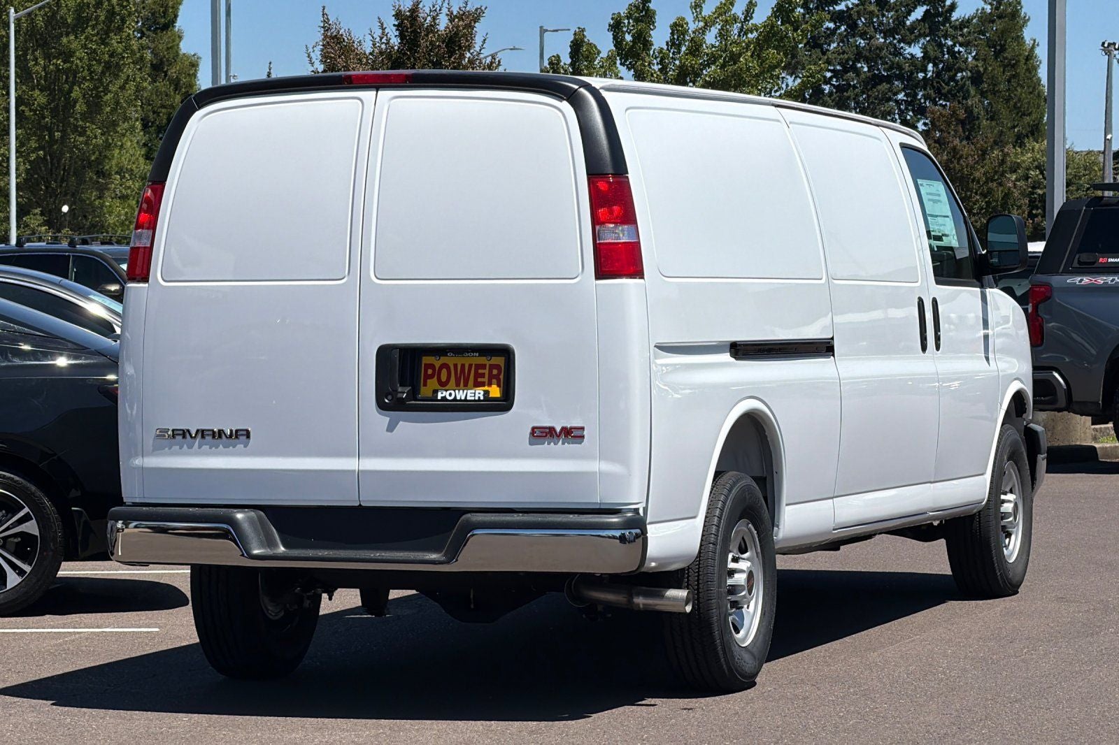 2026 GMC Savana 3500 Work Van