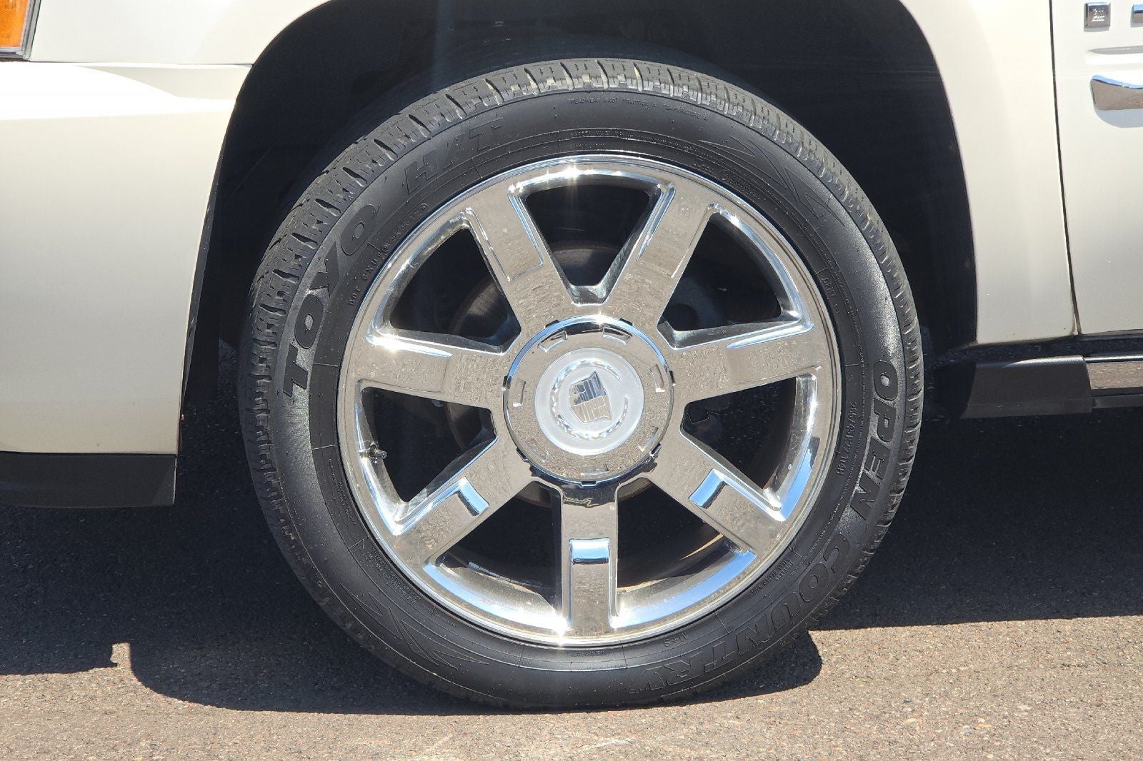 2008 Cadillac Escalade Base