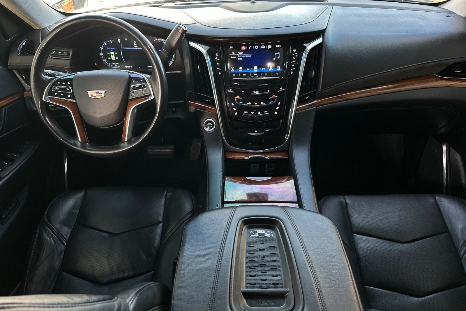 2016 Cadillac Escalade Luxury