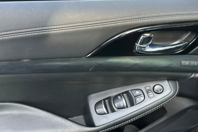 2023 Nissan Maxima Platinum