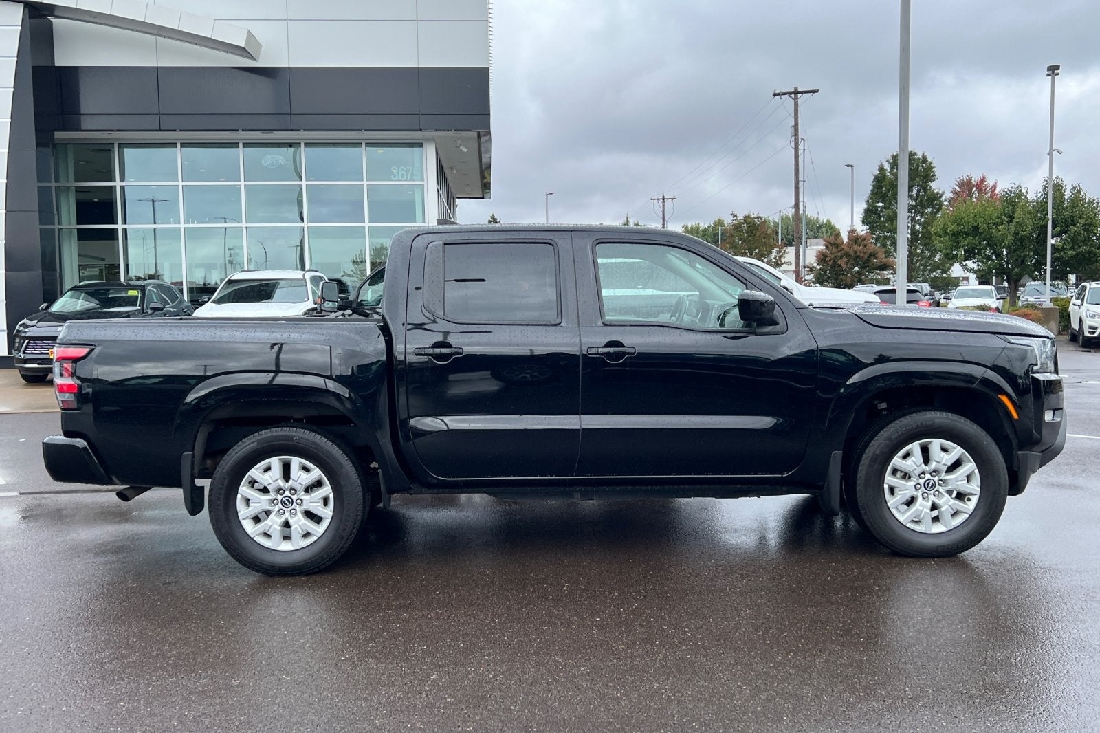 2023 Nissan Frontier SV