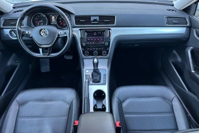 2019 Volkswagen Passat 2.0T Wolfsburg