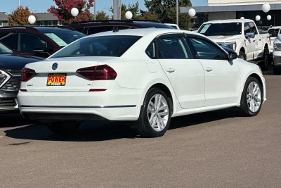2019 Volkswagen Passat 2.0T Wolfsburg