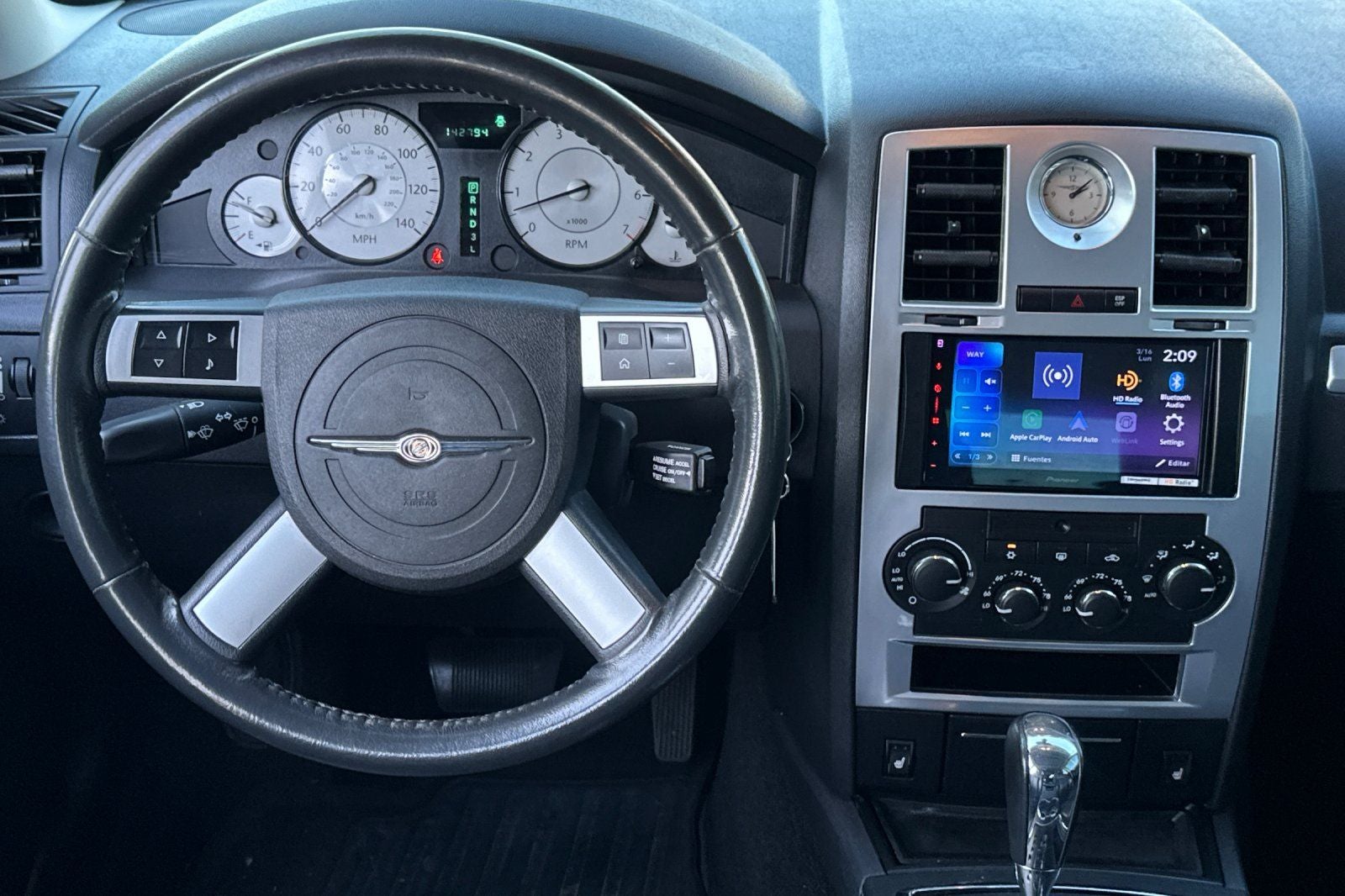 2010 Chrysler 300 Touring