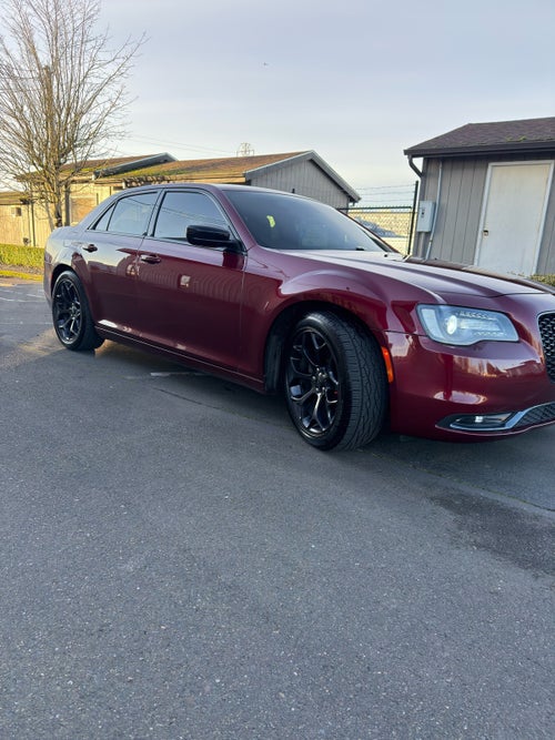 2019 Chrysler 300 Touring