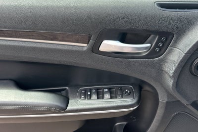 2022 Chrysler 300 Touring
