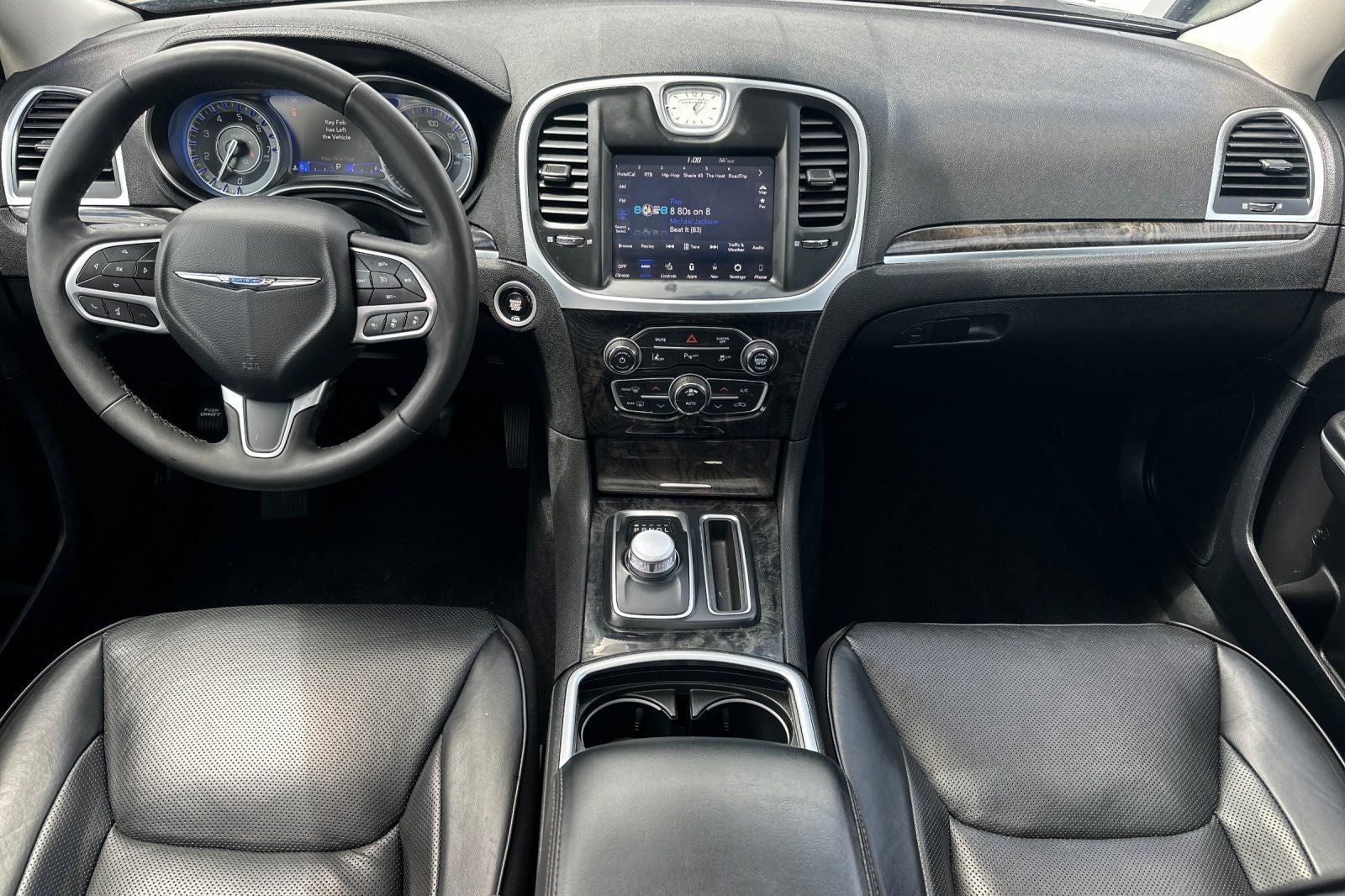 2022 Chrysler 300 Touring