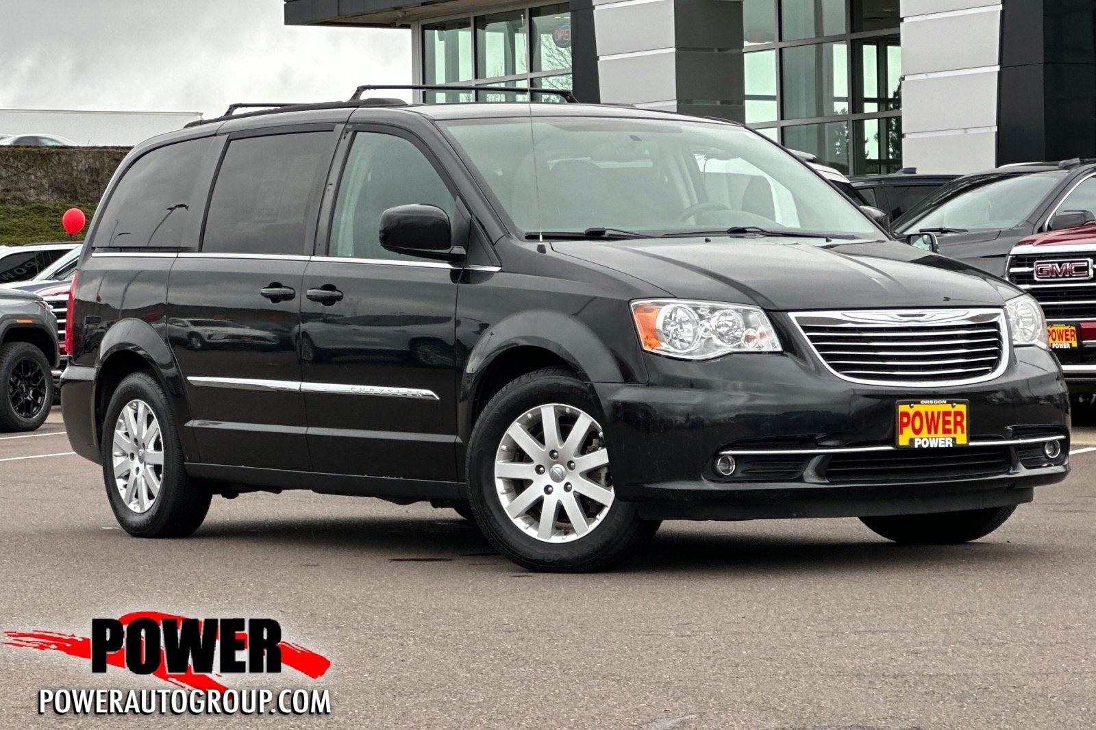 2016 Chrysler Town & Country Touring