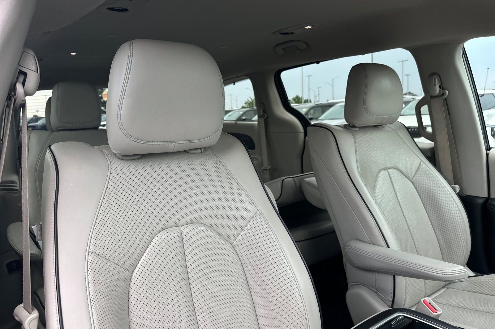 2019 Chrysler Pacifica Hybrid Limited