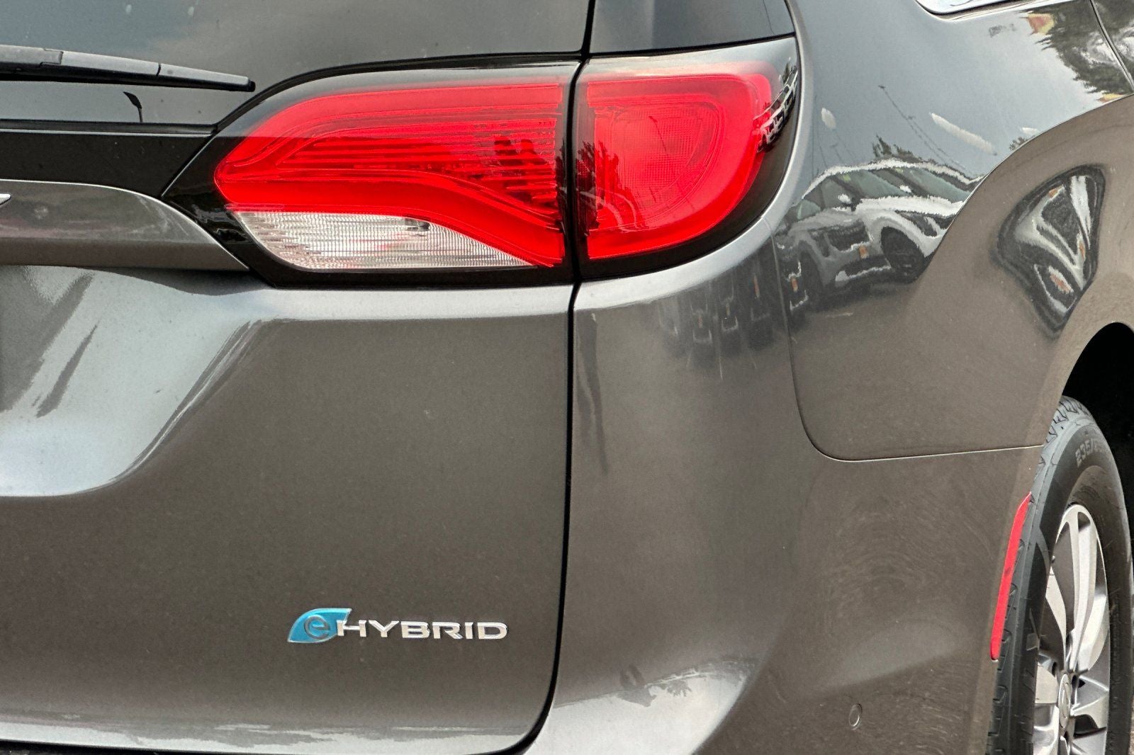 2019 Chrysler Pacifica Hybrid Limited
