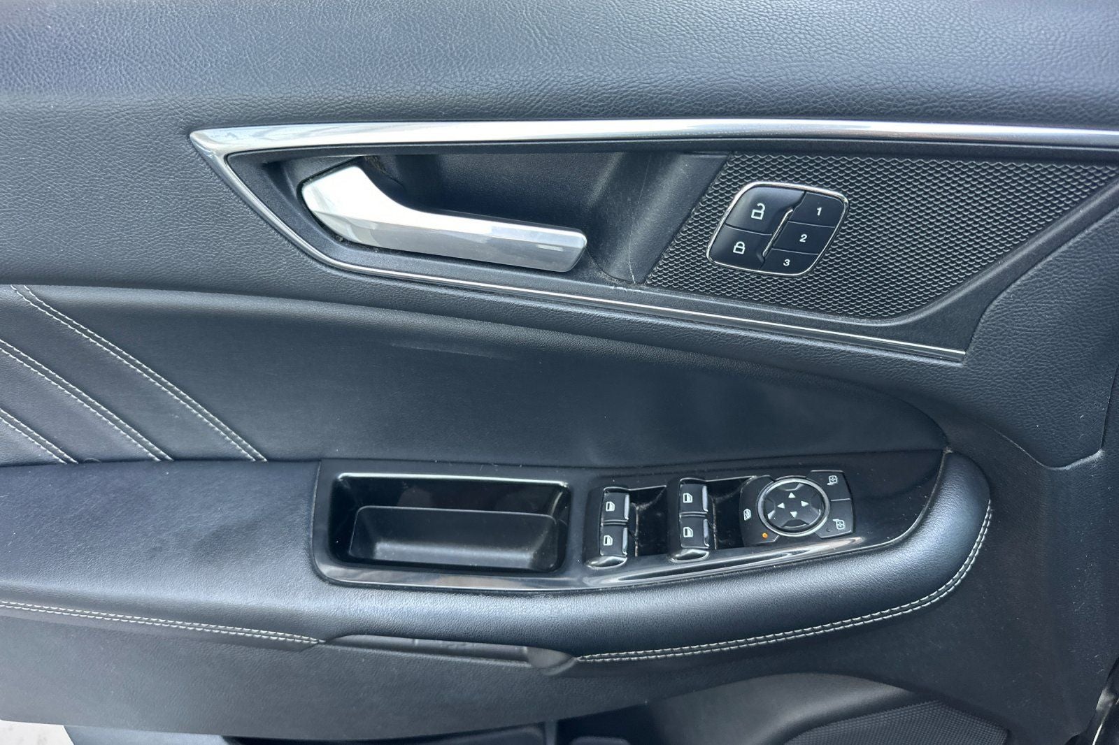 2016 Ford Edge Sport
