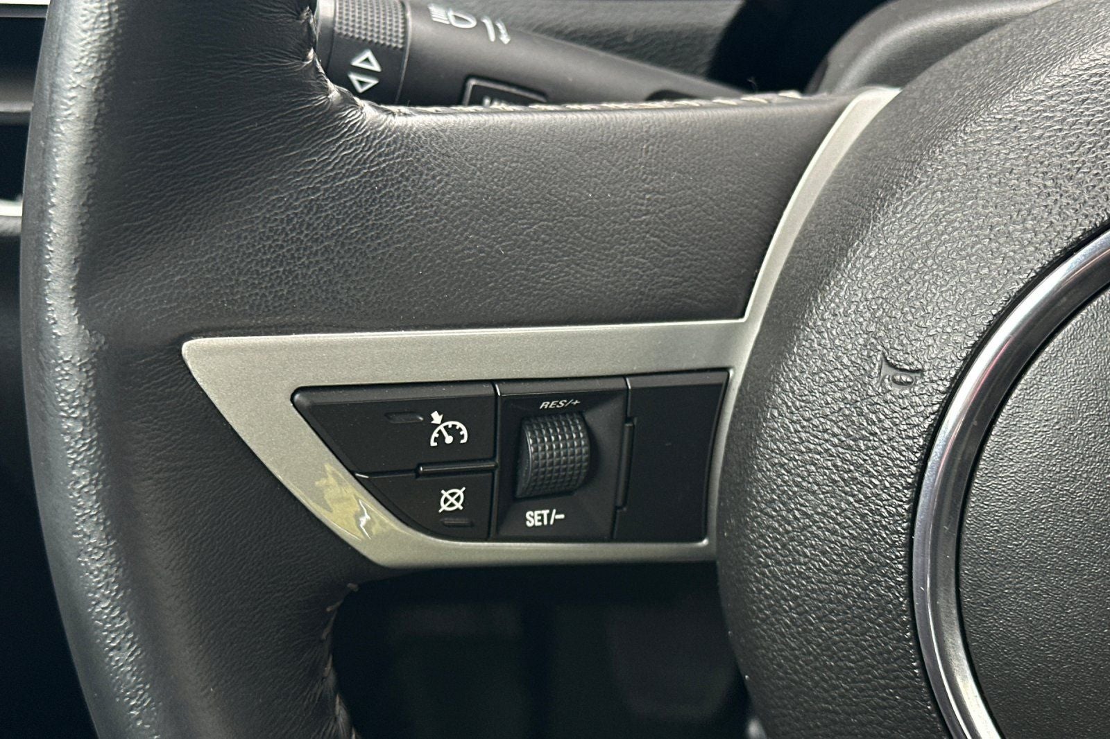 2011 Chevrolet Camaro SS 1SS