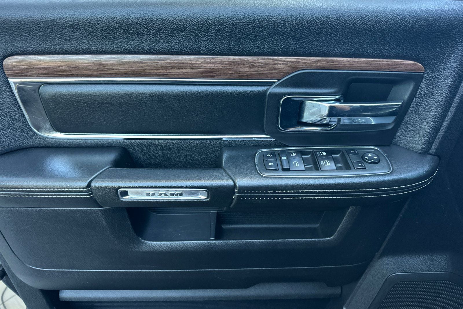 2014 RAM 3500 Laramie
