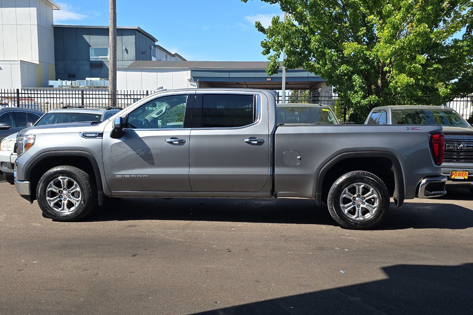2021 GMC Sierra 1500 SLT