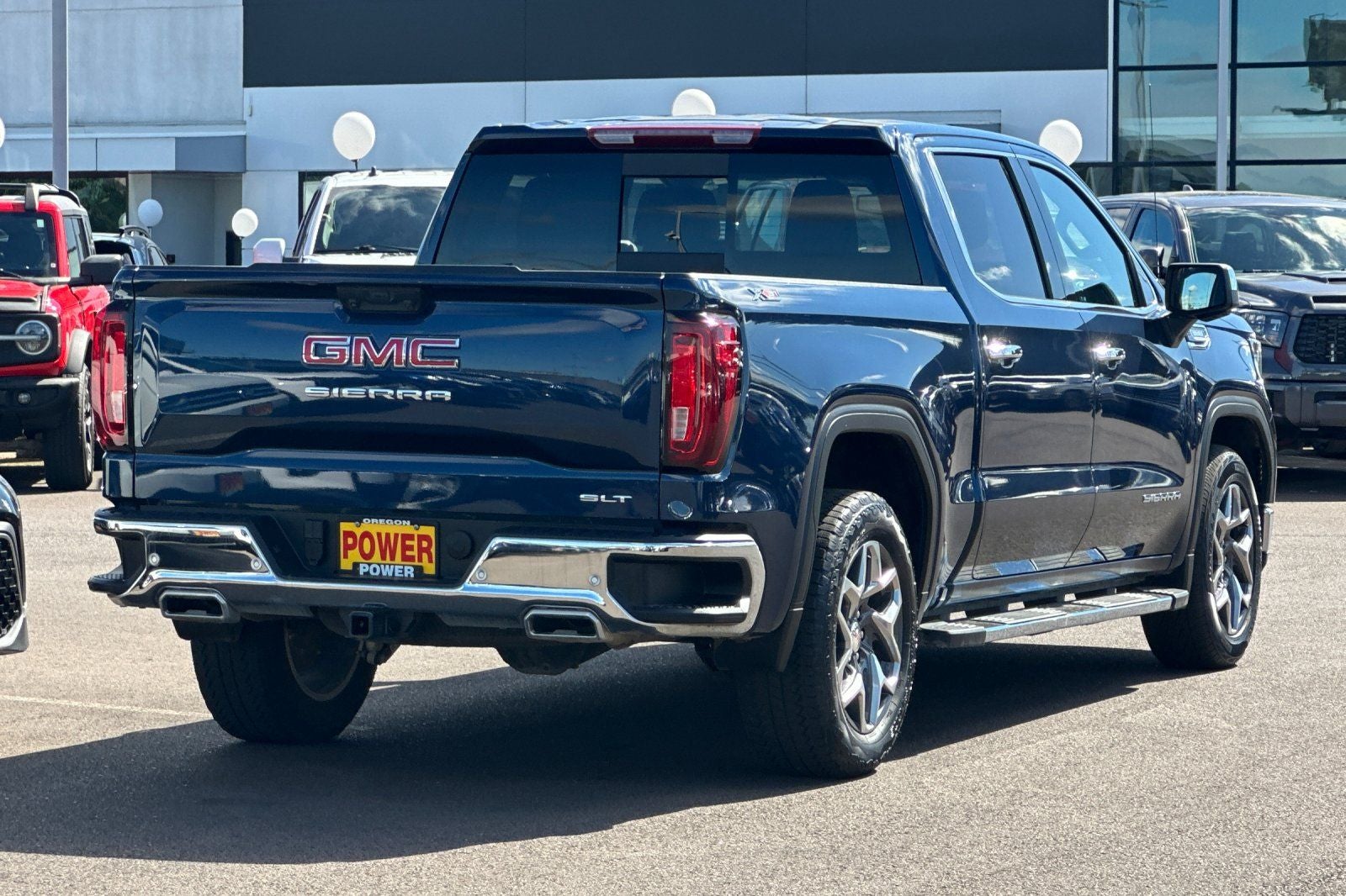 2023 GMC Sierra 1500 SLT